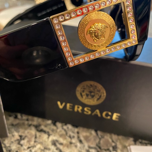 Authentic Versace Sunglasses New - Picture 7 of 11